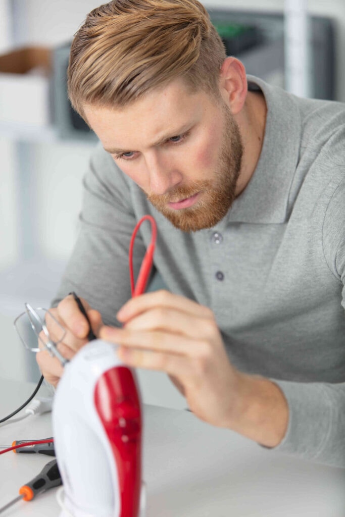 Expertos en reparación de lavadoras, secadoras, frigoríficos, hornos, cocinas y más. Diagnóstico gratuito, servicio a domicilio y presupuesto sin compromiso. ¡Repara tus electrodomésticos de forma rápida y eficiente!